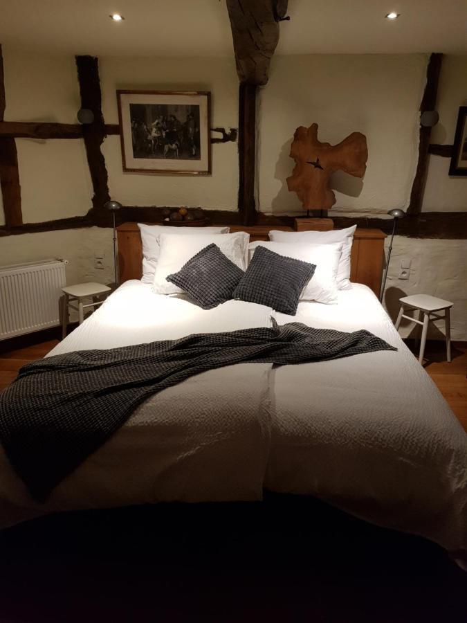 Een Vleugje Wellness In De Voerstreek - Bed & Brocante Onder De Poort Voeren Esterno foto