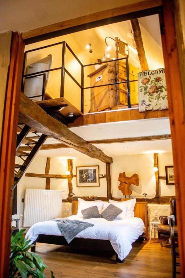 Een Vleugje Wellness In De Voerstreek - Bed & Brocante Onder De Poort Voeren Esterno foto