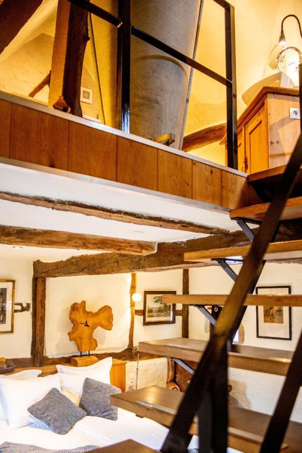 Een Vleugje Wellness In De Voerstreek - Bed & Brocante Onder De Poort Voeren Esterno foto
